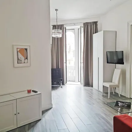 Duomo Platinum Apartment Naples
