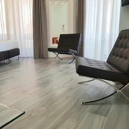 Duomo Platinum Apartment Naples