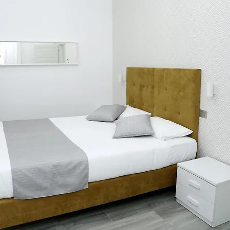 Apartment Duomo Platinum Naples