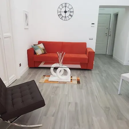 Duomo Platinum * نابولي