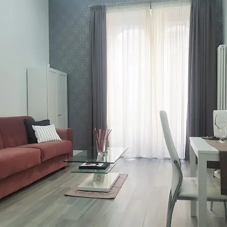 Duomo Platinum نابولي